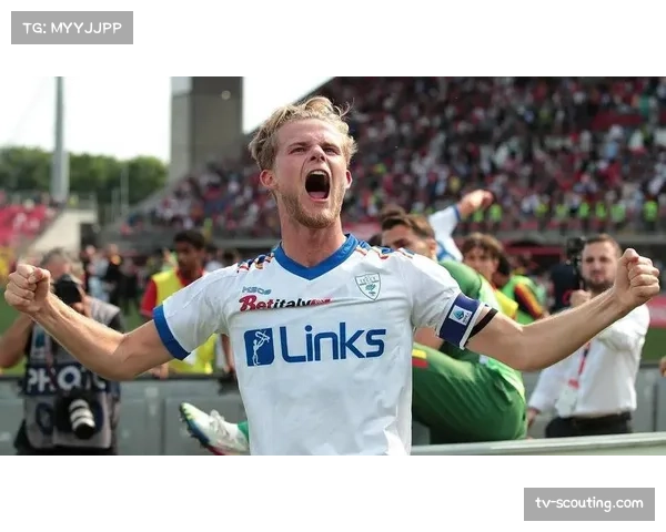 尤尔曼德称勒沃库森在关键时刻展现出强大韧性和施压能力